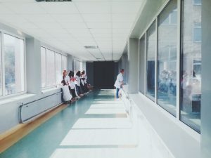 Hemoroidy - jak wyglądają i jak je leczyć?